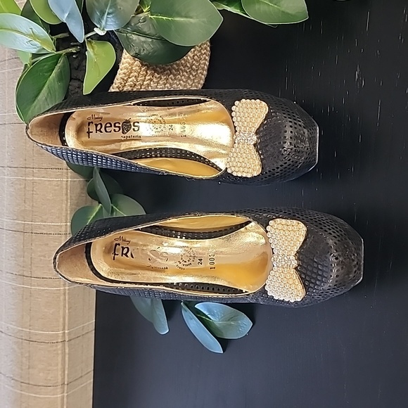 MUUY FRESOS MEXICO Platform Heels 7.5 8 Pearls Bows Goth Stilettos 5.50 Inch - Picture 4 of 17